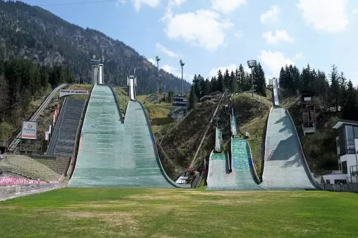 The Science and Technique Behind Ski Jumping